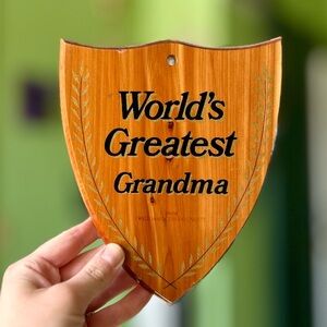 Dainty Glazed Wood Greatest Grandma Rustic Retro Cottagecore Wall Decor Accent